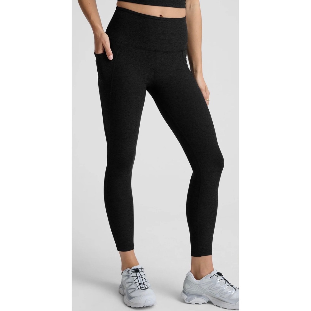 Beyond Yoga Darkest Night Spacedye Out Of Pocket High Waisted Capri Legging NWOT